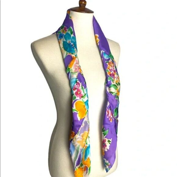 Ralph Lauren Resort 2009 Collection Purple Watercolor Floral Square Silk Scarf - Picture 11 of 16